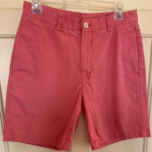 Vineyard vines club short